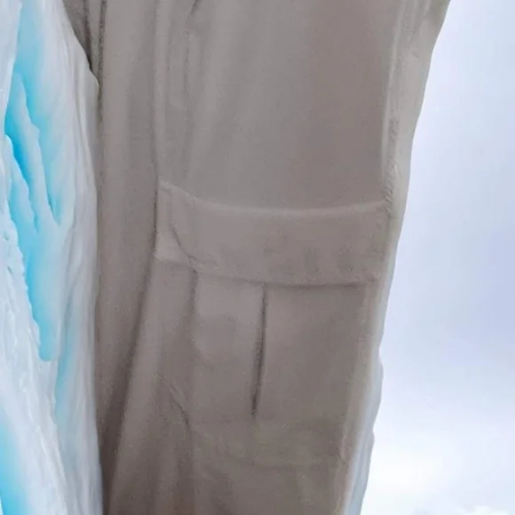 Athleta cargo pants - Picture 5 of 7